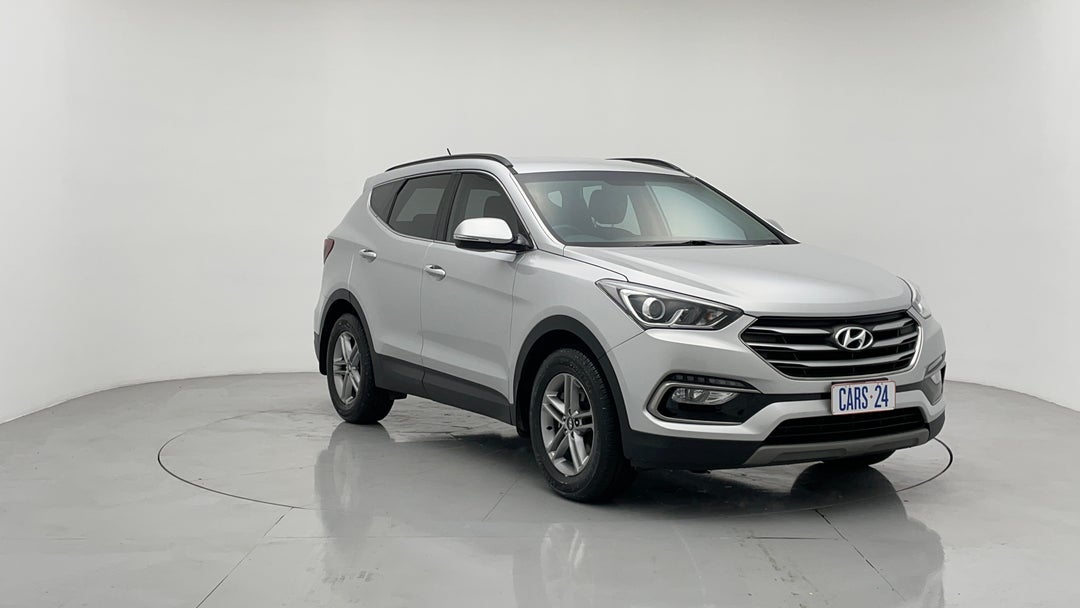 2017 Hyundai Santa Fe Active (4x4), Automatic, 76782 km, Right Front Diagonal (45- Degree) View