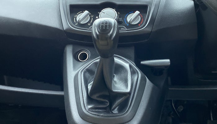 2018 Datsun Go Plus T, Petrol, Manual, 65,637 km, Gear Lever