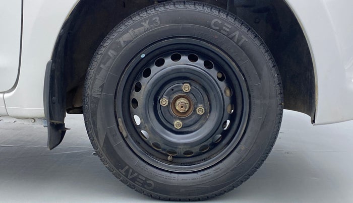 2018 Datsun Go Plus T, Petrol, Manual, 65,637 km, Right Front Wheel