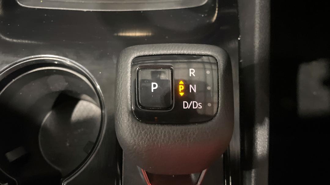 2024 Nissan X-trail St (4WD) 7 Seat, Automatic, 50046 km, Gear Lever 