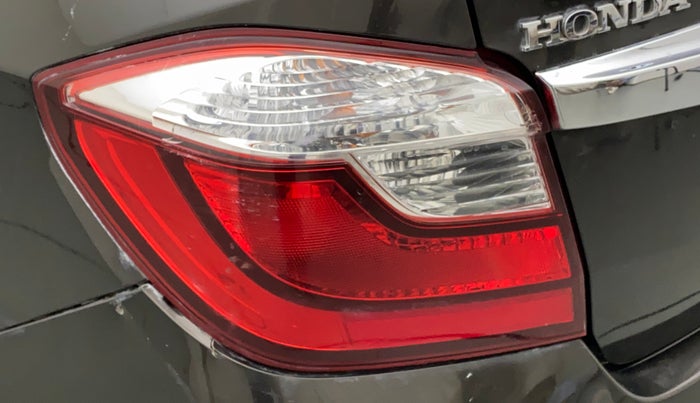 2017 Honda Amaze 1.2L I-VTEC S OPT, Petrol, Manual, 31,843 km, Left tail light - Minor scratches