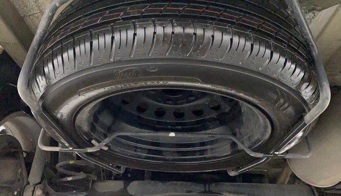 2022 Maruti XL6 ALPHA MT, Petrol, Manual, 11,457 km, Spare Tyre