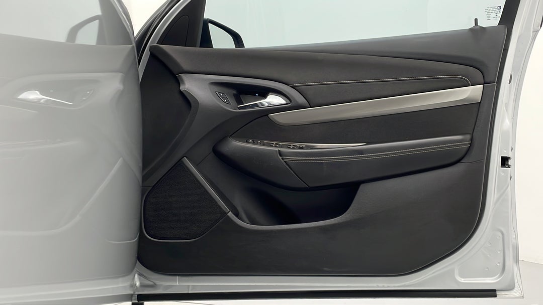 2014 Holden Commodore Evoke, Automatic, 144282 km, Speaker View