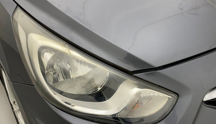 2012 Hyundai Verna FLUIDIC 1.6 VTVT SX, Petrol, Manual, 47,118 km, Right headlight - Minor scratches
