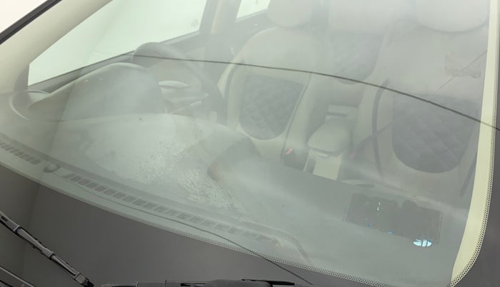 2012 Hyundai Verna FLUIDIC 1.6 VTVT SX, Petrol, Manual, 47,118 km, Front windshield - Minor spot on windshield