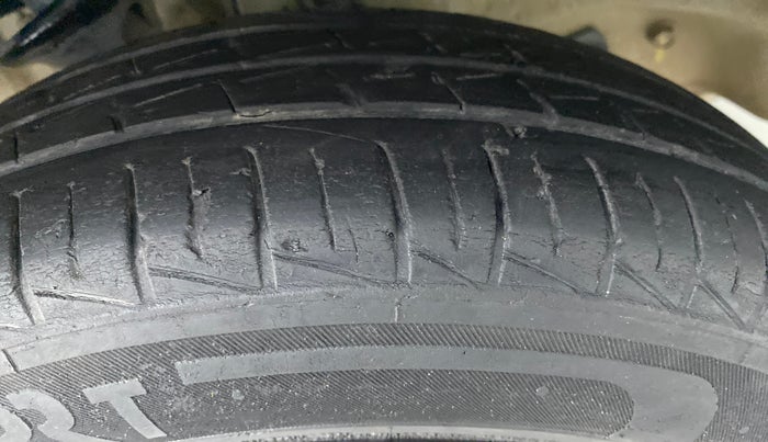 2019 Maruti Alto LXI, Petrol, Manual, 36,198 km, Right Front Tyre Tread