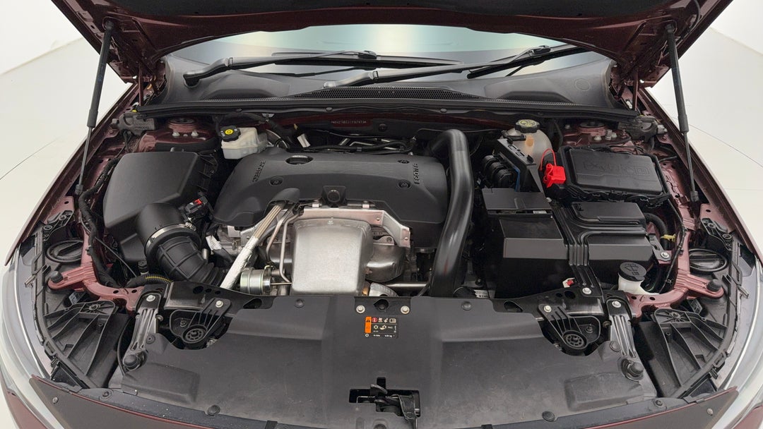 2018 Holden Calais Calais, Automatic, 57797 km, Open Bonnet (Engine)