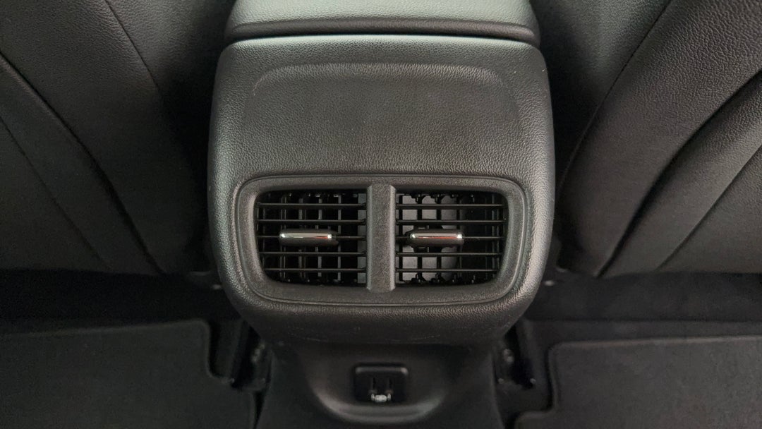 2018 Holden Calais Calais, Automatic, 57797 km, Rear A/C Vent