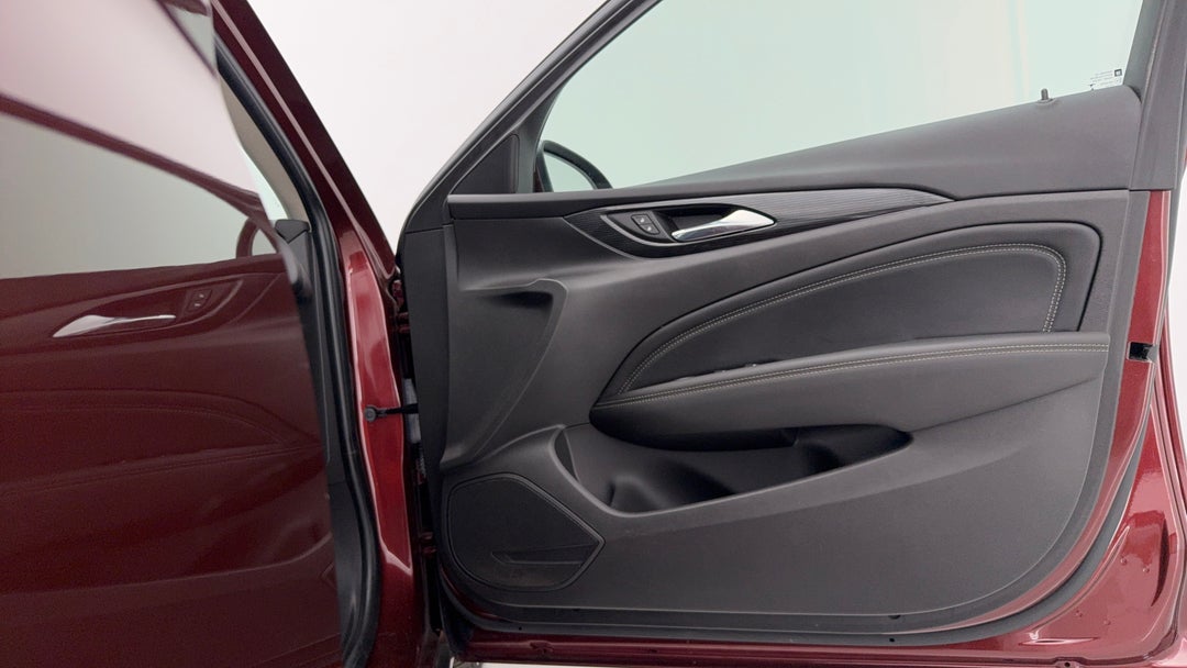 2018 Holden Calais Calais, Automatic, 57797 km, Speaker View