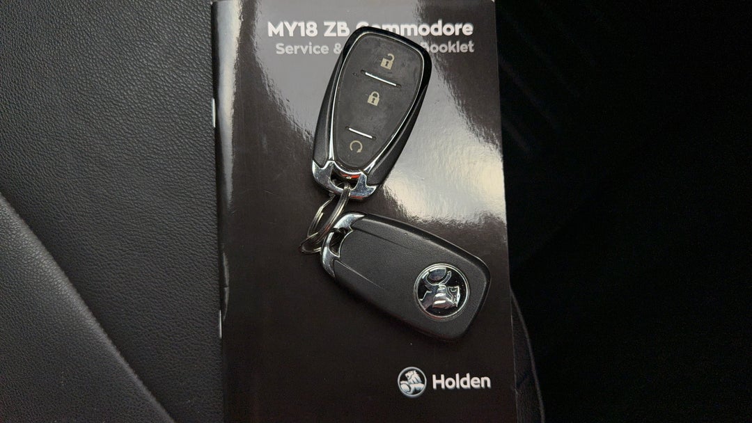 2018 Holden Calais Calais, Automatic, 57797 km, Key Close-up