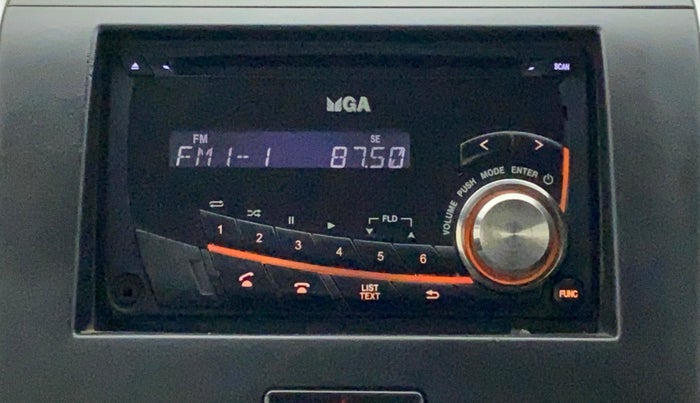 2017 Maruti Wagon R 1.0 LXI CNG, CNG, Manual, 74,772 km, Infotainment System