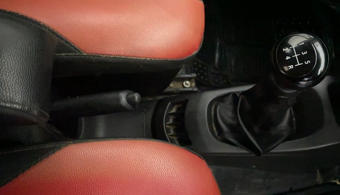 2017 Maruti Wagon R 1.0 LXI CNG, CNG, Manual, 74,772 km, Gear Lever
