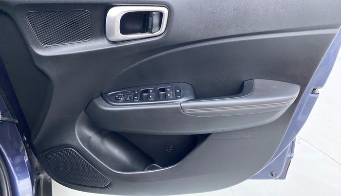 2021 Hyundai VENUE 1.0L Turbo GDI SX(O) MT, Petrol, Manual, 24,478 km, Driver Side Door Panels Control