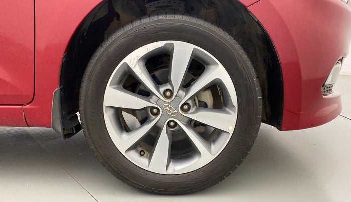 2017 Hyundai Elite i20 ASTA 1.2 DUAL TONE, Petrol, Manual, 38,571 km, Right Front Wheel