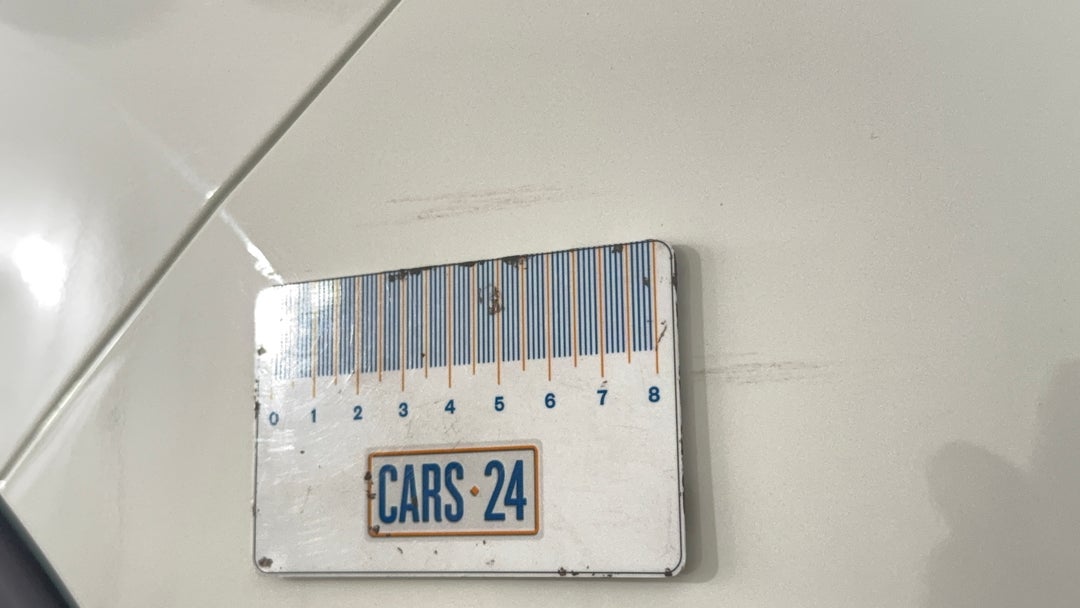 Quarter Panel Rear LHS Scratch