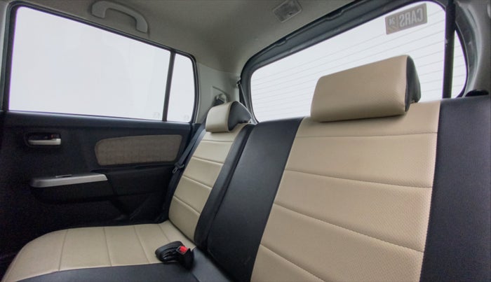 2016 Maruti Wagon R 1.0 VXI OPT, Petrol, Manual, 26,470 km, Right Side Rear Door Cabin