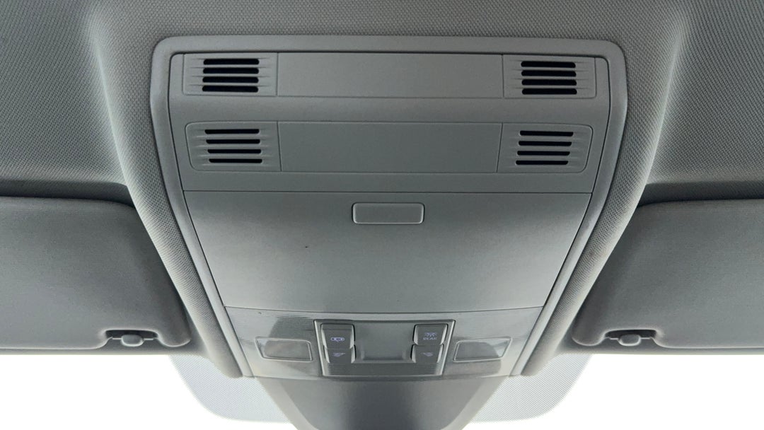 2017 Volkswagen Golf 110 Tsi Comfortline, Automatic, 143924 km, On-Roof Controls/Sunglass holder