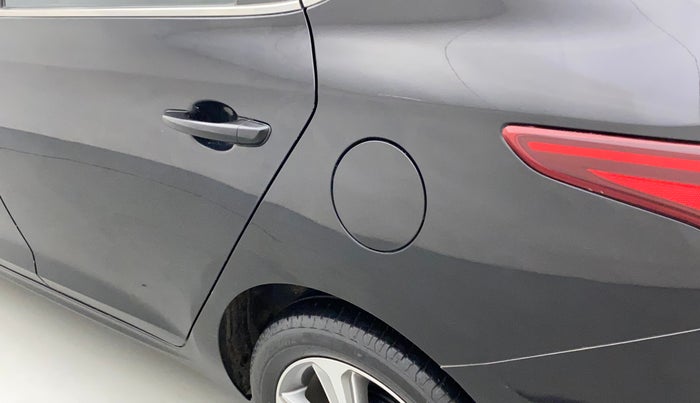 2018 Hyundai Verna 1.6 VTVT SX, Petrol, Manual, 53,475 km, Left quarter panel - Minor scratches