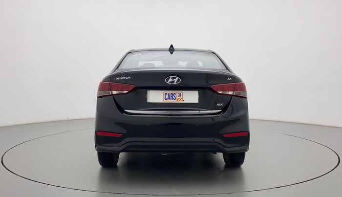 2018 Hyundai Verna 1.6 VTVT SX, Petrol, Manual, 53,475 km, Back/Rear