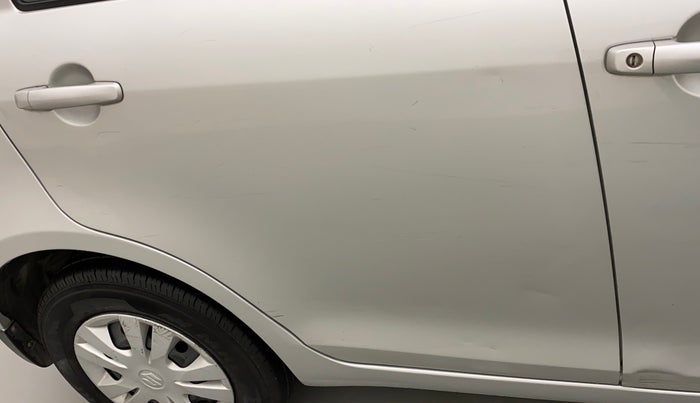 2014 Maruti Swift Dzire VDI, Diesel, Manual, 89,284 km, Right rear door - Minor scratches