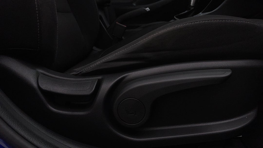 2019 Hyundai i30 Active, Automatic, 90028 km, Drivers Side Adjustment Panel