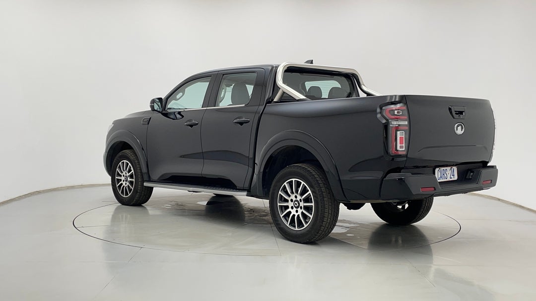 Left Back Diagonal (45- Degree) View