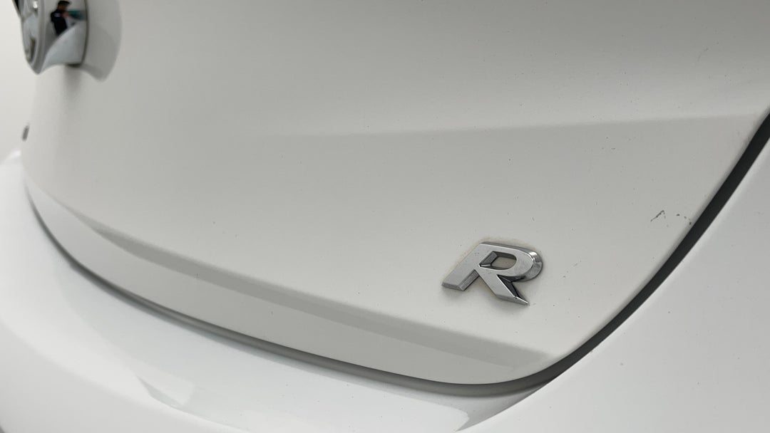 Badge (Boot Right Side)