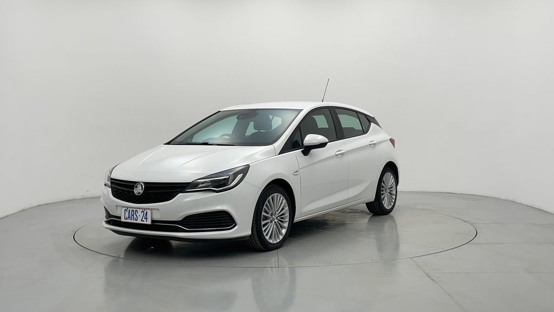 Left Front Diagonal (45- Degree) View