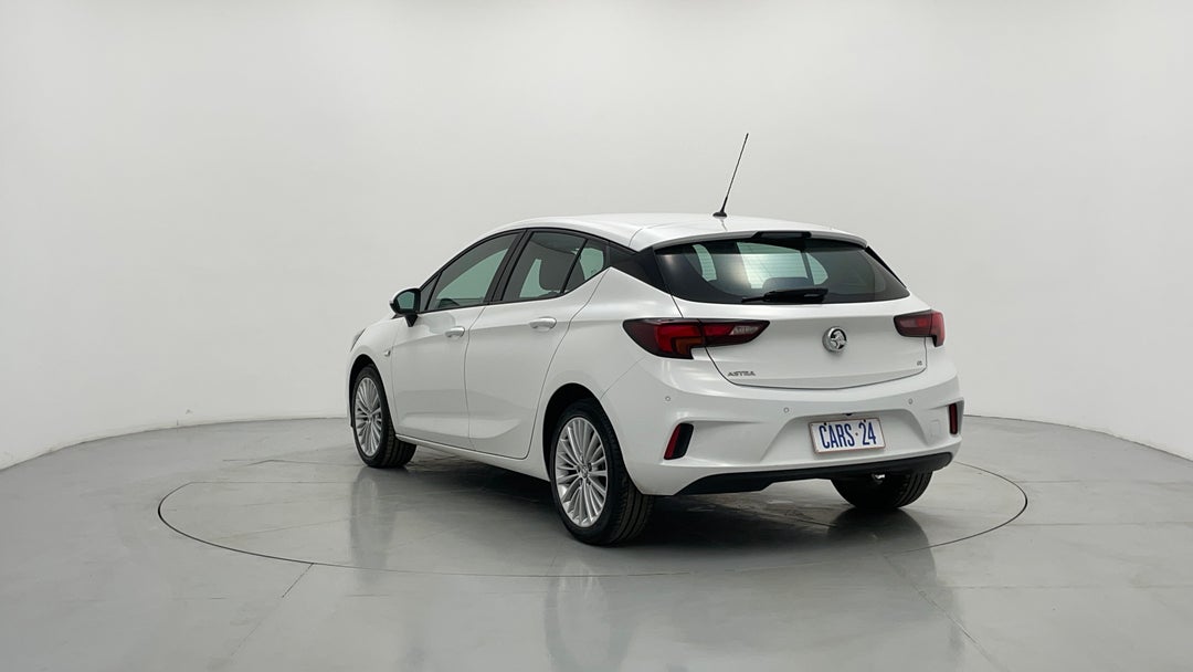 Left Back Diagonal (45- Degree) View