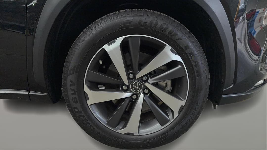 2018 Lexus Nx300 Sports Luxury (AWD), Automatic, 67617 km, Right Front Wheel