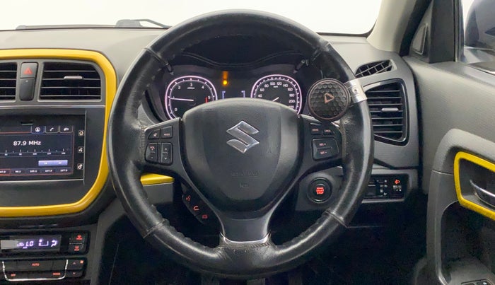 2016 Maruti Vitara Brezza ZDI PLUS DUAL TONE, Diesel, Manual, 37,971 km, Steering Wheel Close Up