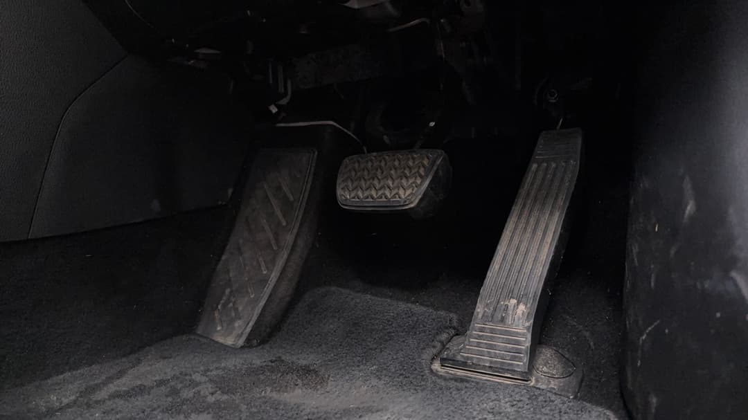 Pedals and Footmat