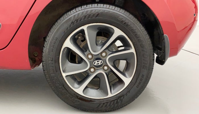 2017 Hyundai Grand i10 SPORTZ (O) AT 1.2 KAPPA VTVT, Petrol, Automatic, 74,977 km, Left Rear Wheel