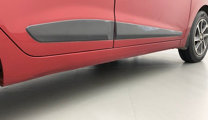 2017 Hyundai Grand i10 SPORTZ (O) AT 1.2 KAPPA VTVT, Petrol, Automatic, 74,977 km, Right running board - Slightly dented