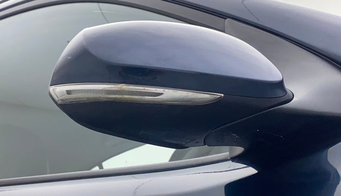 2020 Hyundai GRAND I10 NIOS SPORTZ AMT 1.2 KAPPA VTVT, Petrol, Automatic, 53,018 km, Right rear-view mirror - Indicator light has minor damage