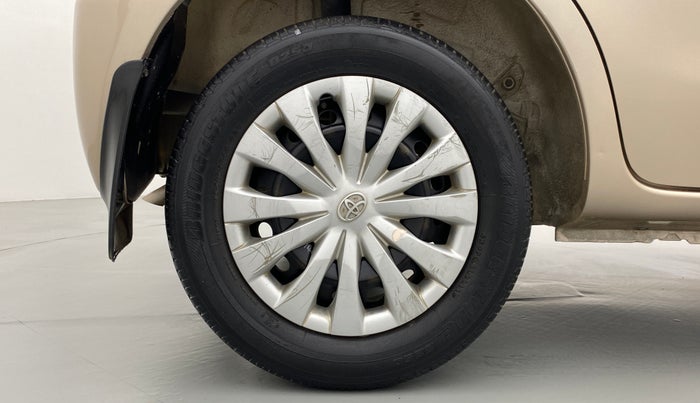 2011 Toyota Etios Liva G, Petrol, Manual, 21,117 km, Right Rear Wheel