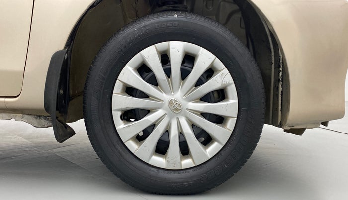 2011 Toyota Etios Liva G, Petrol, Manual, 21,117 km, Right Front Wheel