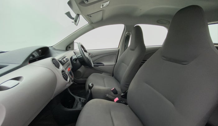 2011 Toyota Etios Liva G, Petrol, Manual, 21,117 km, Right Side Front Door Cabin
