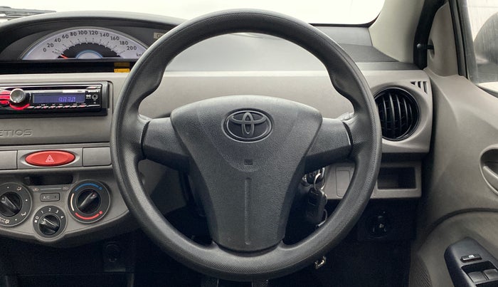 2011 Toyota Etios Liva G, Petrol, Manual, 21,117 km, Steering Wheel Close Up