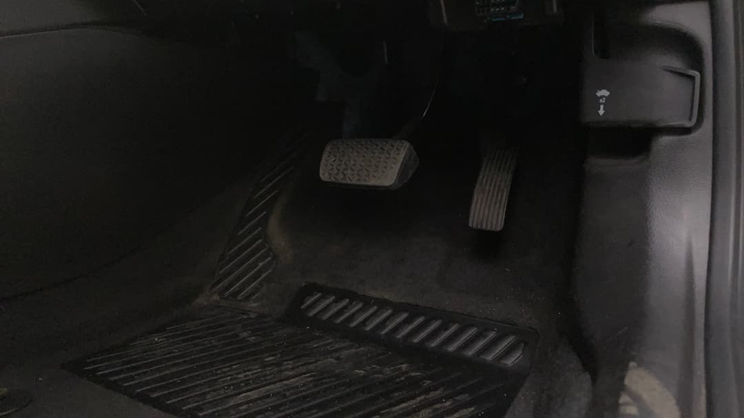 2018 Holden Astra Ls Plus, Automatic, 108954 km, Pedals and Footmat
