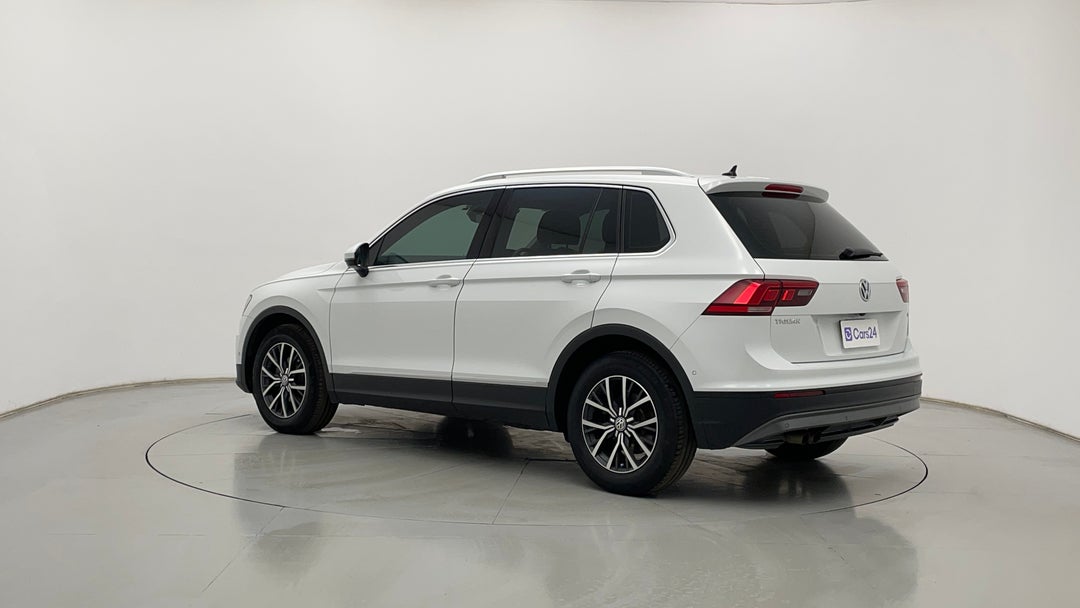 Left Back Diagonal (45- Degree) View