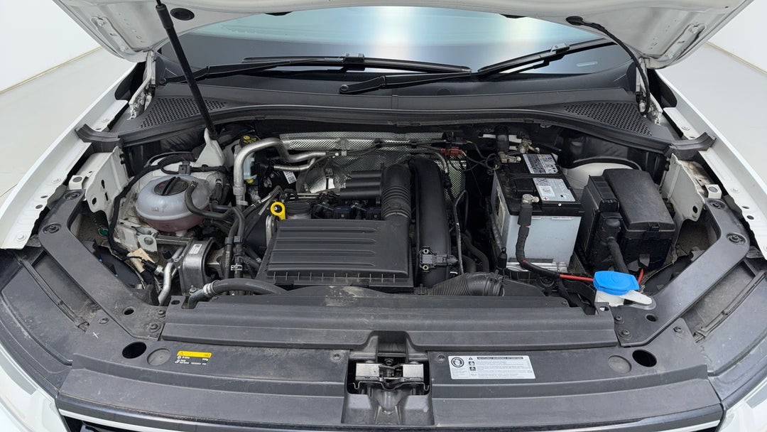 Open Bonnet (Engine)