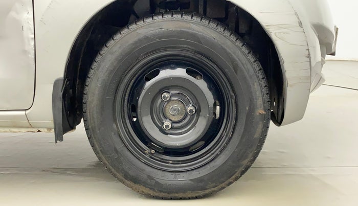 2019 Datsun Redi Go A, Petrol, Manual, 44,536 km, Right Front Wheel