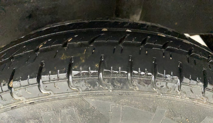 2019 Datsun Redi Go A, Petrol, Manual, 44,536 km, Left Rear Tyre Tread