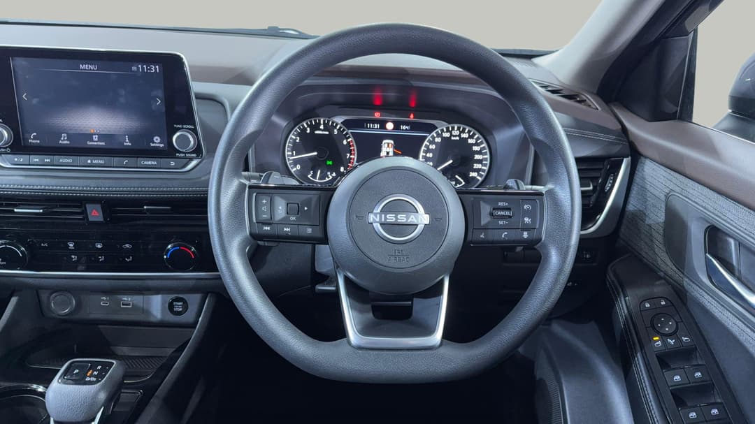 2024 Nissan X-trail St (4WD) 7 Seat, Automatic, 28804 km, Steering Wheel Close-up