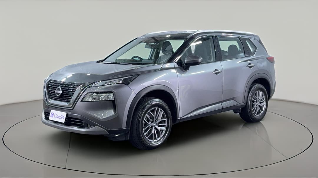 2024 Nissan X-trail St (4WD) 7 Seat, Automatic, 28804 km, Left Front Diagonal (45- Degree) View