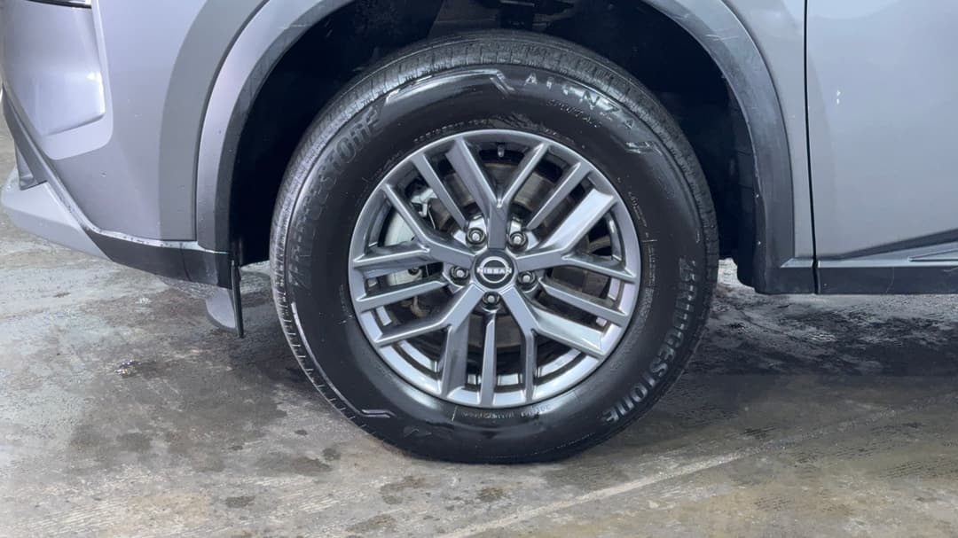 2024 Nissan X-trail St (4WD) 7 Seat, Automatic, 28804 km, Left Front Wheel