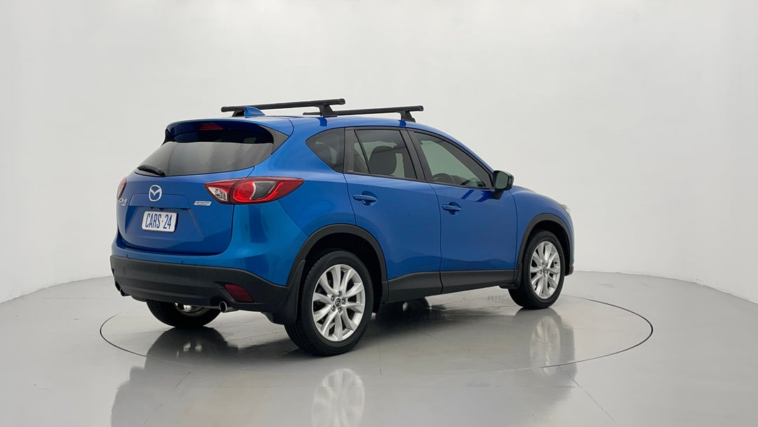 Right Back Diagonal (45- Degree) View