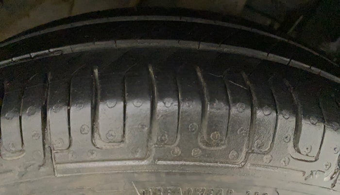 2018 Datsun Go Plus T, Petrol, Manual, 35,441 km, Right Rear Tyre Tread