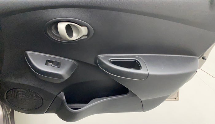 2018 Datsun Go Plus T, Petrol, Manual, 35,441 km, Driver Side Door Panels Control
